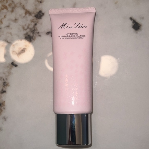 Dior Embroidered Pouch and Miss Dior Shower Milk/Rose Sorbet Body Gel set - Picture 7 of 8